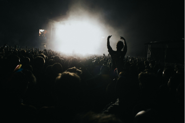 Guide complet des festivals belges : de Tomorrowland aux fêtes folkloriques